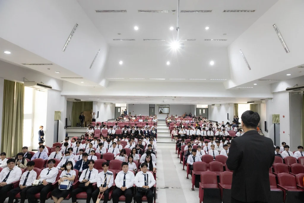 กิจกรรมปฐมนิเทศนักศึกษาใหม่และประชุมผู้ปกครอง ประจำปีการศึกษา 2569